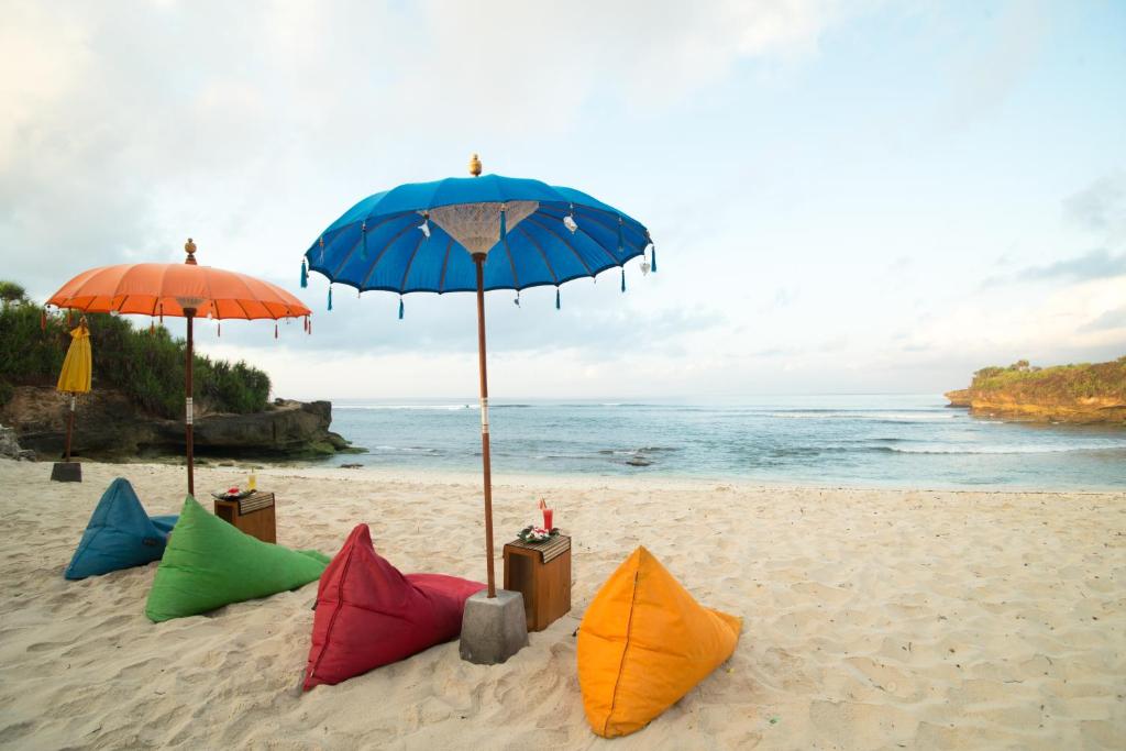D'byas Dream Beach Club and Villa