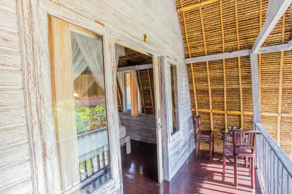 Secret Point Huts 