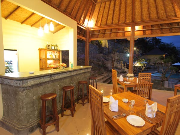 Lembongan Cliff Villas